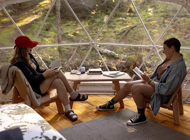 Stay in nature-immersed, low-footprint glamping pods